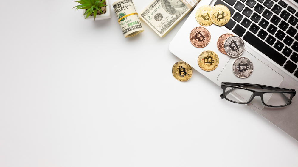 Image showing gold, silver and rose gold bitcoin