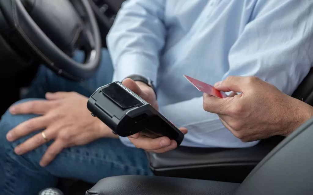 How Taxi Companies Can Use Stablecoin to Pay Drivers